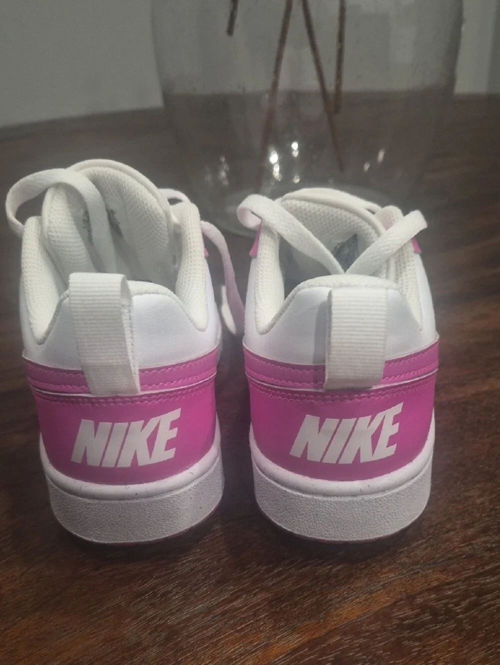 Nike youth low